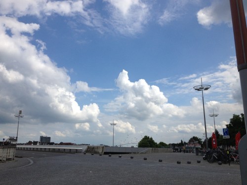 Zomerse luchtigheid over de Maas