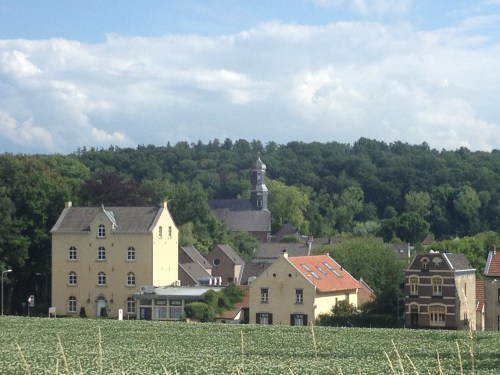 De heuvels laten hun zonnigste kant weer zien.