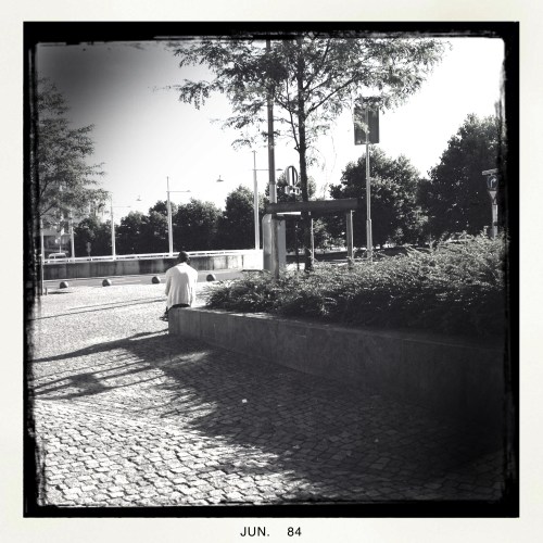 Hij draait me ook al de rug toe...en dan is de dag nog maar net begonnen.