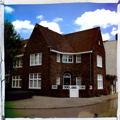 Al vanaf het begin verliefd op dit huisje. Zo lief!