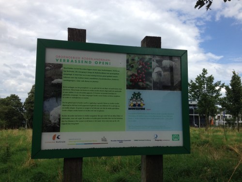 Even lezen, het staat hier tenslotte niet voor niets.