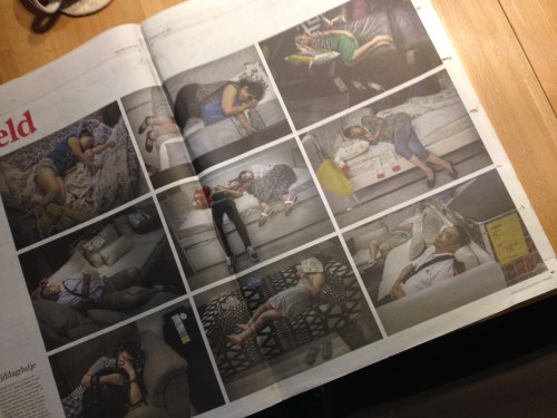 Goed voor een brede grijns, foto's van mensen die een dutje doen bij Ikea...