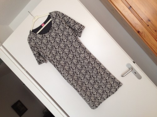 Dat zat dus in de zak...Feestjurk.