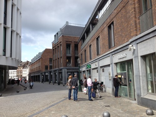 De geldmachines zijn in trek.